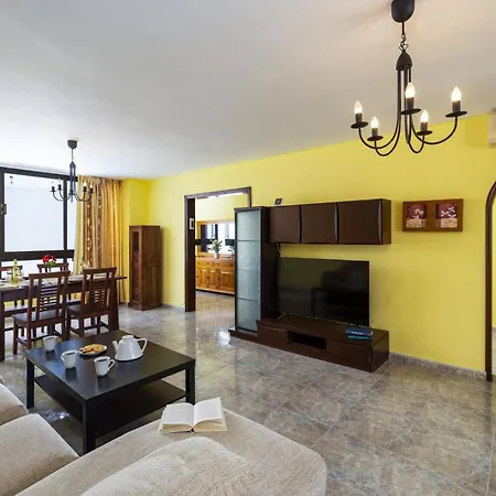 Anjharad By Villa *