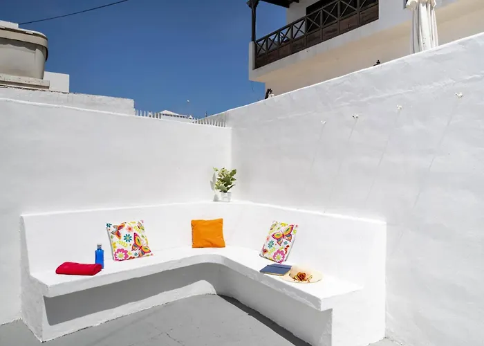 Вілла Anjharad By *